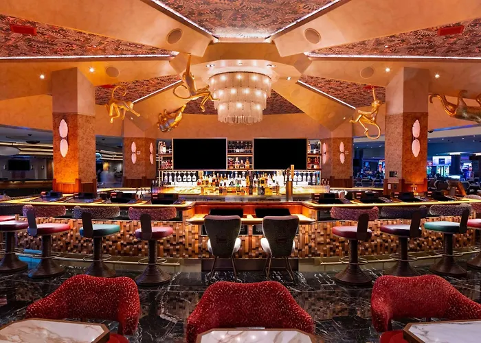 額装済/Red Sky（サラ ルーカス） ラスベガスのホテル】避けるべき危険地区の解説・お勧めホテル紹介